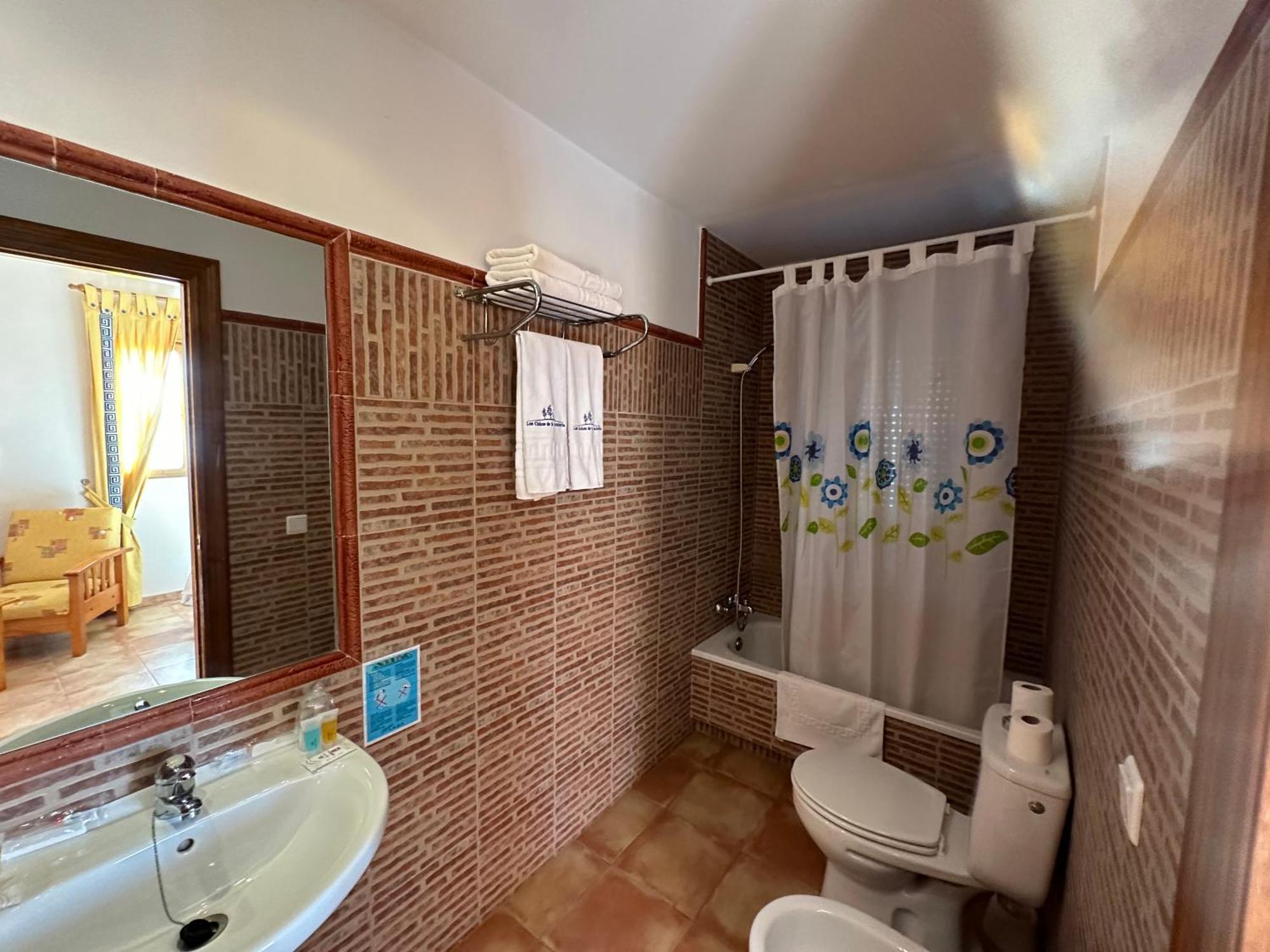 Hotel Restaurante Los Canos De La Alcaiceria Alhama de Granada Kültér fotó